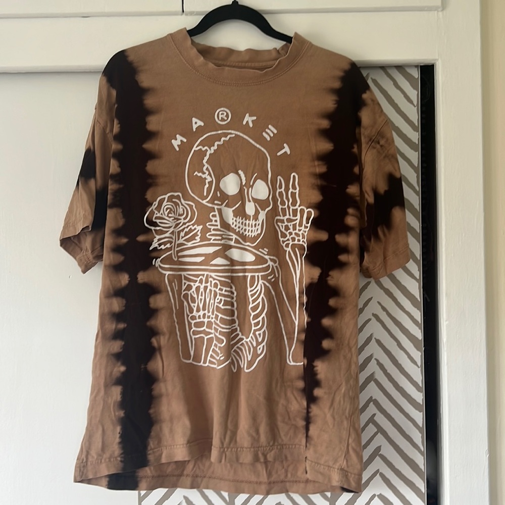 Market Tee